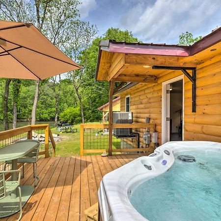 Cozy Cabin On Tuckasegee River - Near Bryson City Exterior photo