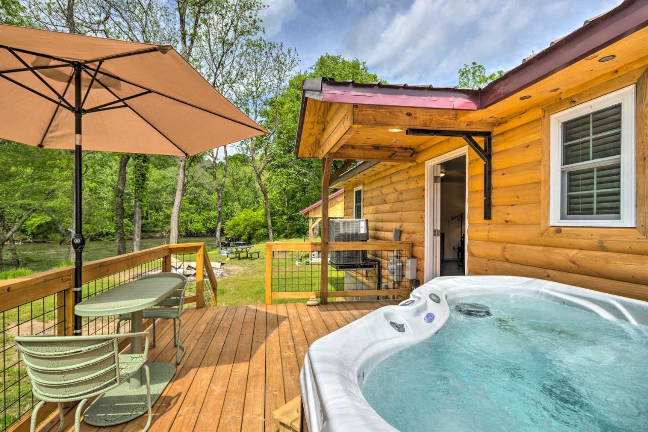 Cozy Cabin On Tuckasegee River - Near Bryson City Exterior photo